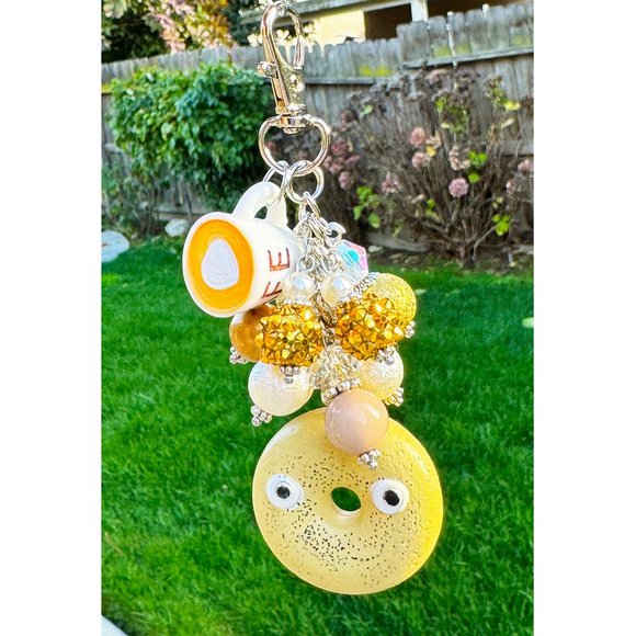 Heidi Kenney x Kid Robot Everything Bagel Brunch Keychain Purse Bag Charm - Picture 5 of 9